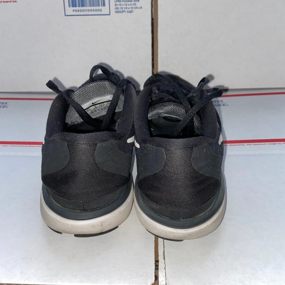 Nike Flex 2017 RN | Women's Running Shoes - Picture 3 of 7